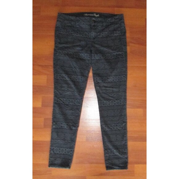 American Eagle Outfitters Tribal Print Jeggings - Sz 10 - Picture 11 of 12